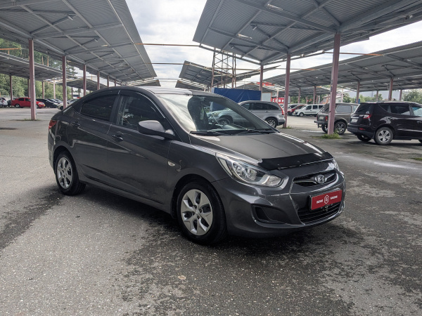 Hyundai Solaris 2012 Серый