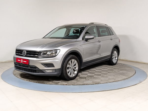 Volkswagen Tiguan 2018 Серебряный