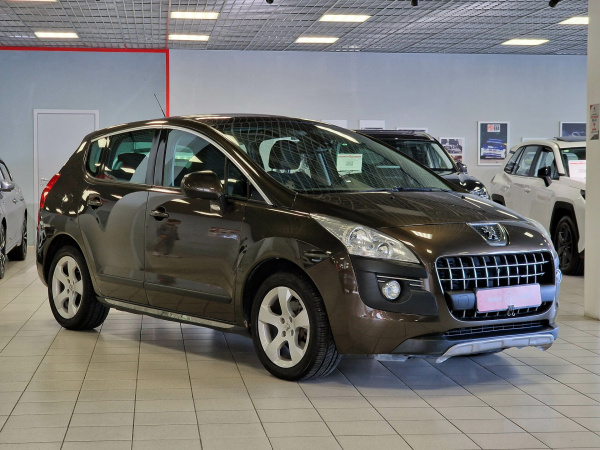 Peugeot 3008 2012 Коричневый
