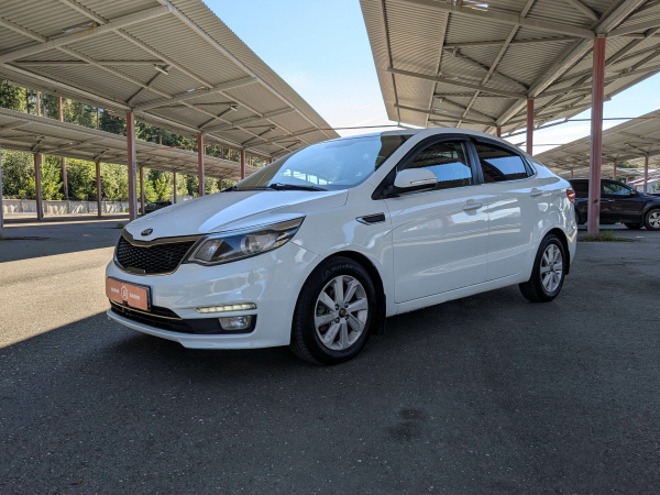 Kia Rio 2016 Белый