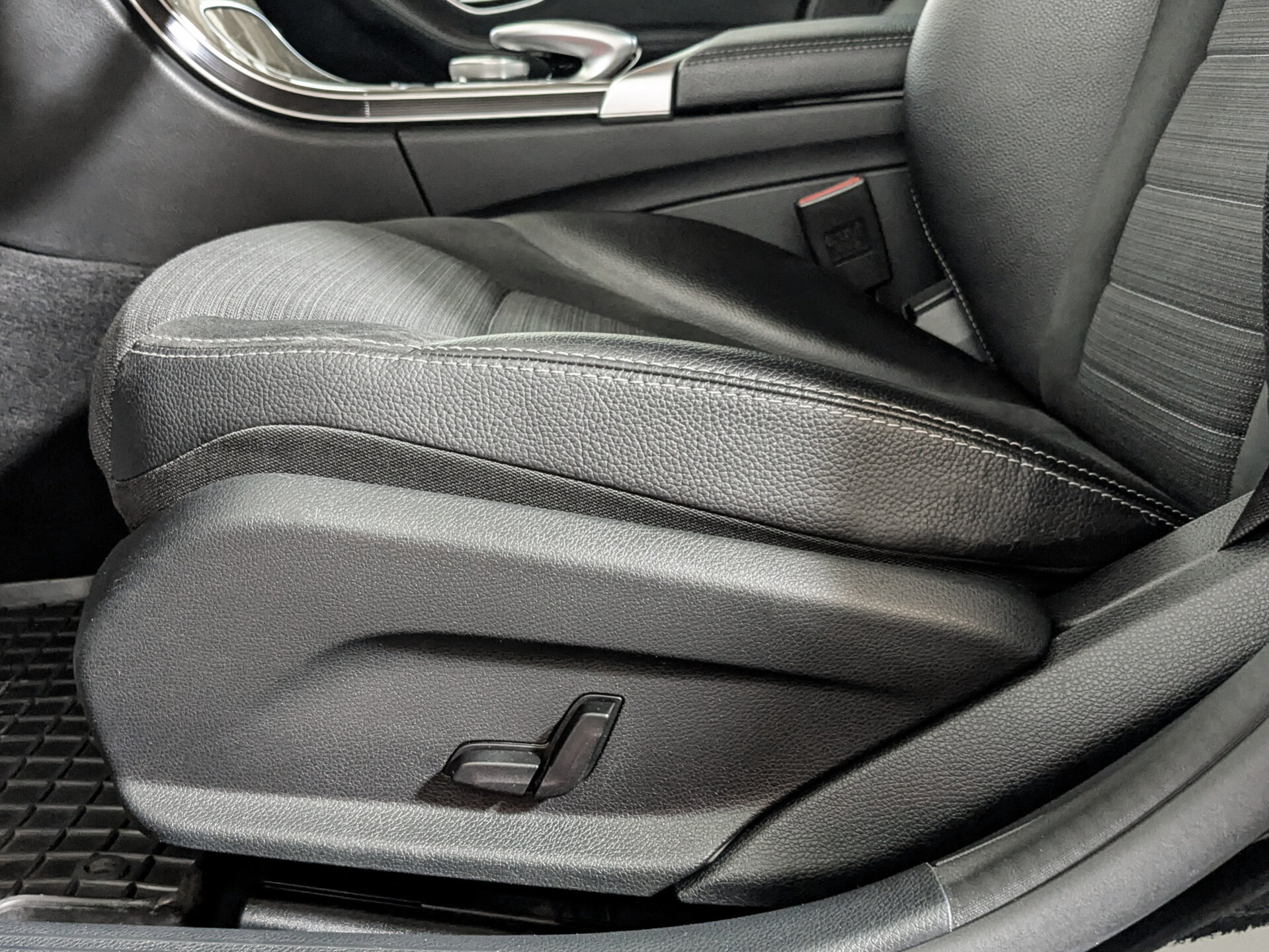 Mercedes-Benz C-Класс 2015 Черный