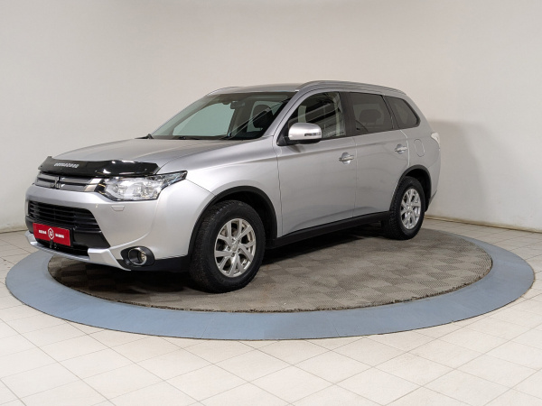 Mitsubishi Outlander 2014 Серебряный