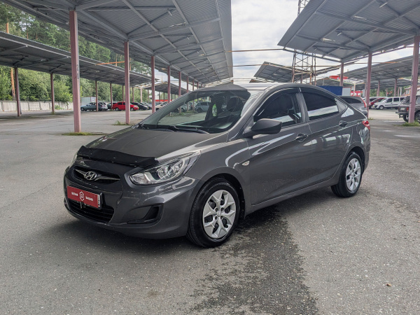 Hyundai Solaris 2012 Серый