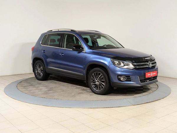Volkswagen Tiguan 2012 Синий