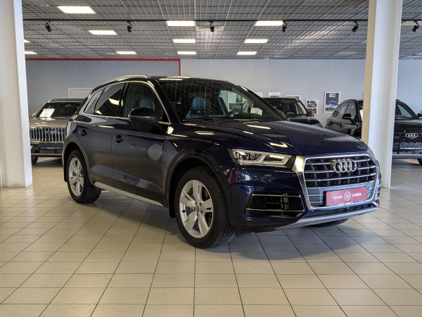 Audi Q5 2020 Синий