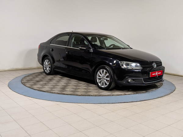 Volkswagen Jetta 2011 Черный