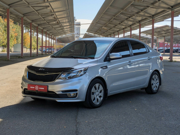 Kia Rio 2015 Серебряный