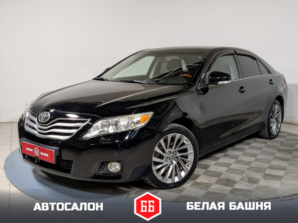 Toyota Camry 2011 Черный