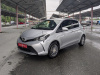 Toyota Vitz 2014 Серый