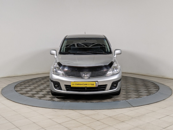 Nissan Tiida 2007 Серебряный
