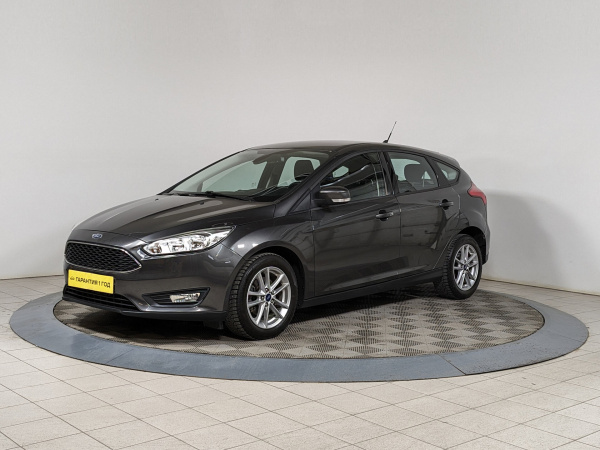 Ford Focus 2019 Серый