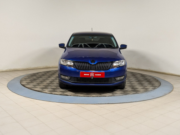 Skoda Rapid 2018 Синий