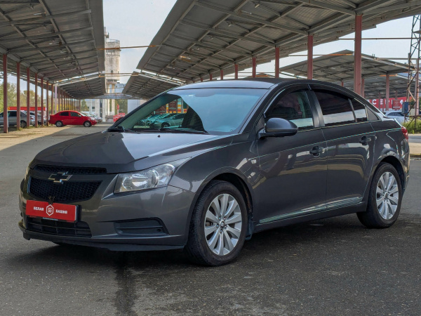 Chevrolet Cruze 2011 Серый