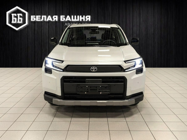 Toyota RAV4 2025 белый