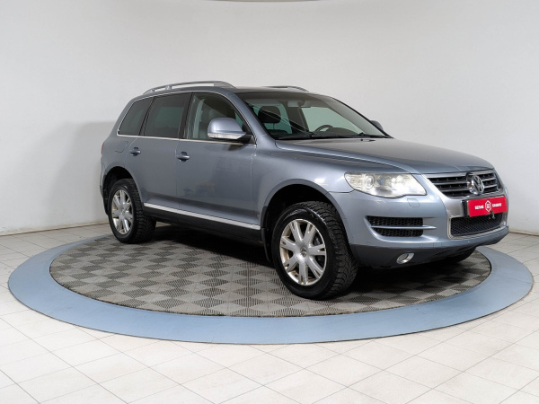Volkswagen Touareg 2007 Серый