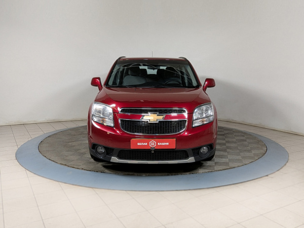 Chevrolet Orlando 2012 Красный