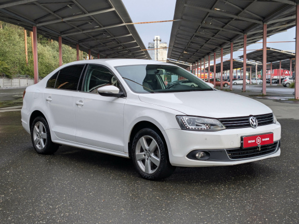 Volkswagen Jetta 2014 Белый