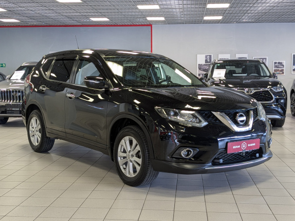 Nissan X-Trail 2016 Черный