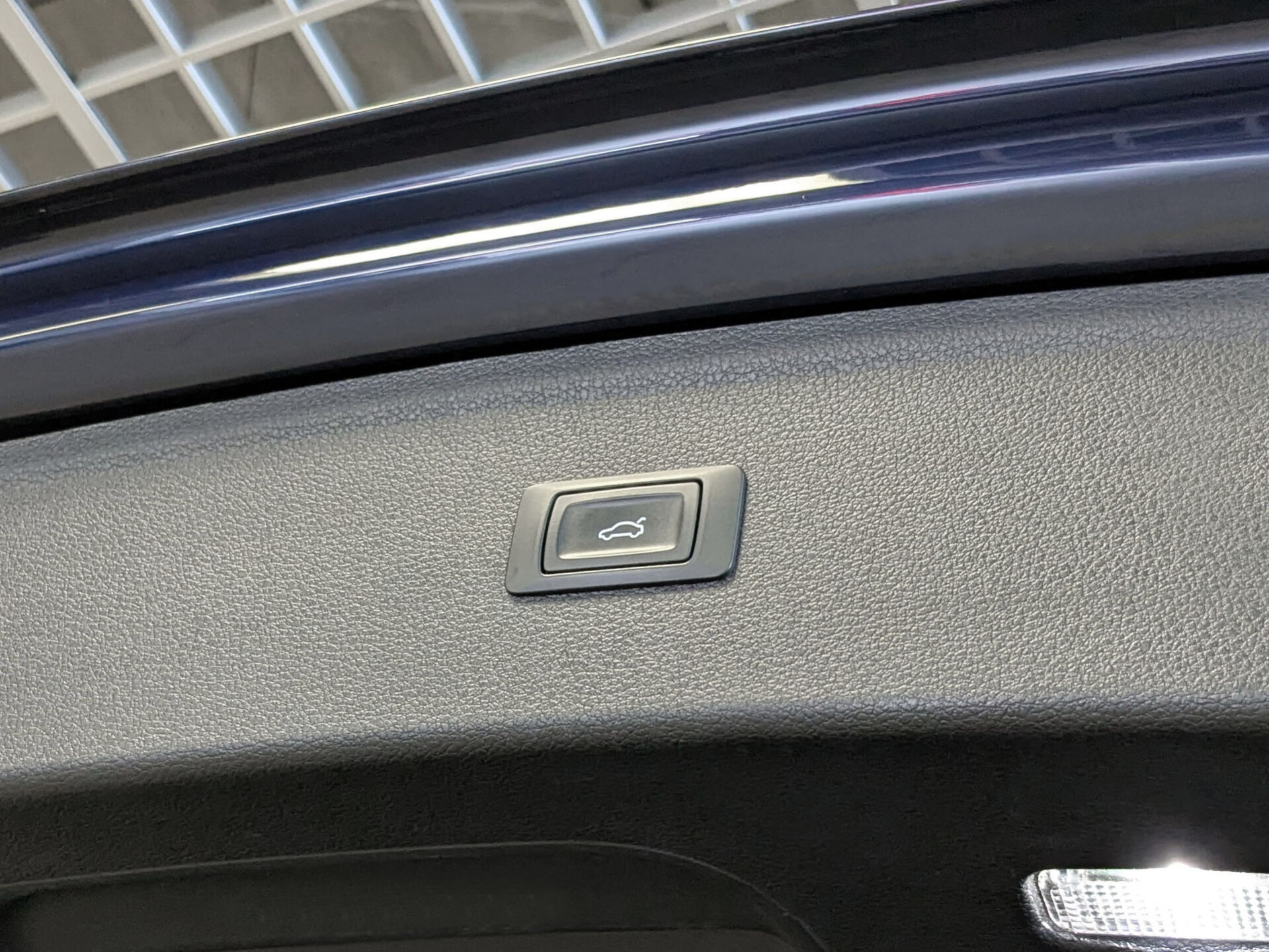 Audi Q5 2020 Синий