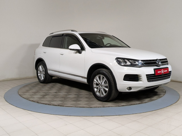 Volkswagen Touareg 2014 Белый