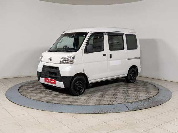 Daihatsu Hijet 2018 Белый