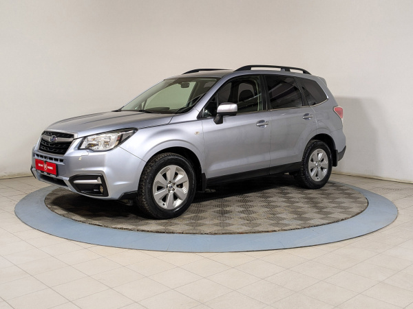 Subaru Forester 2018 Серебряный