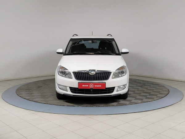 Skoda Fabia 2011 Белый