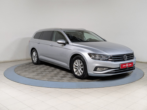 Volkswagen Passat 2020 Серый
