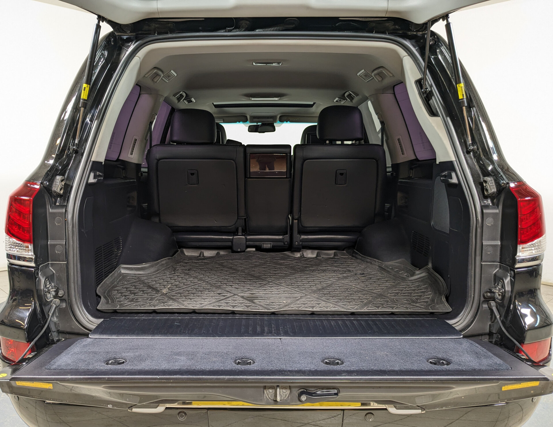 Lexus LX 2013 Черный