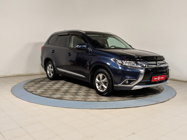 Mitsubishi Outlander 2016 Серый