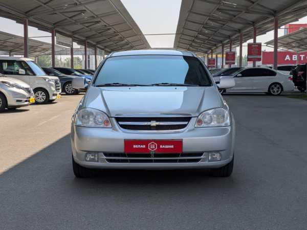 Chevrolet Lacetti 2011 Серебряный