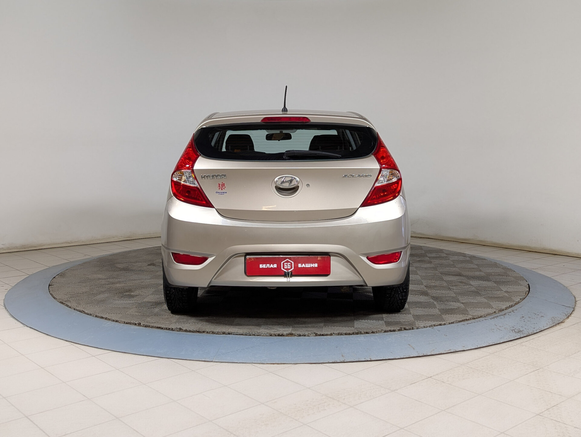 Hyundai Solaris 2011 Бежевый