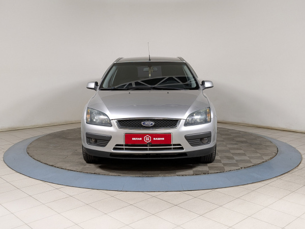 Ford Focus 2006 Серебряный