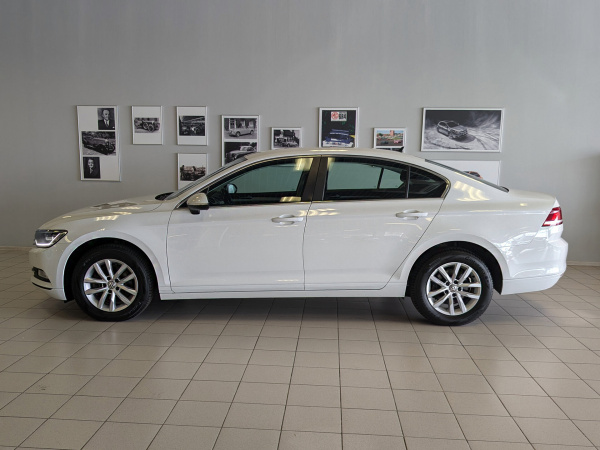 Volkswagen Passat 2019 Белый