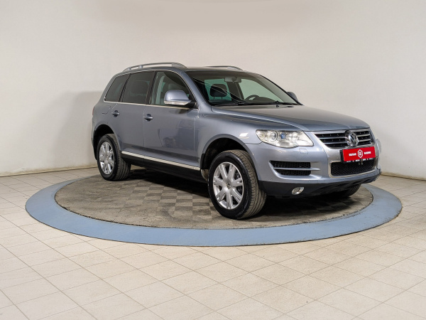 Volkswagen Touareg 2007 Серый