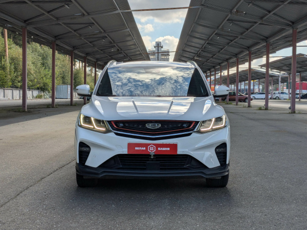 Geely Binyue 2019 Белый