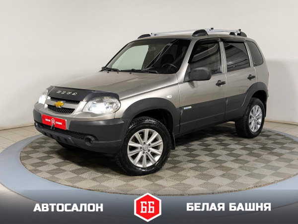 Chevrolet Niva 2011 Коричневый
