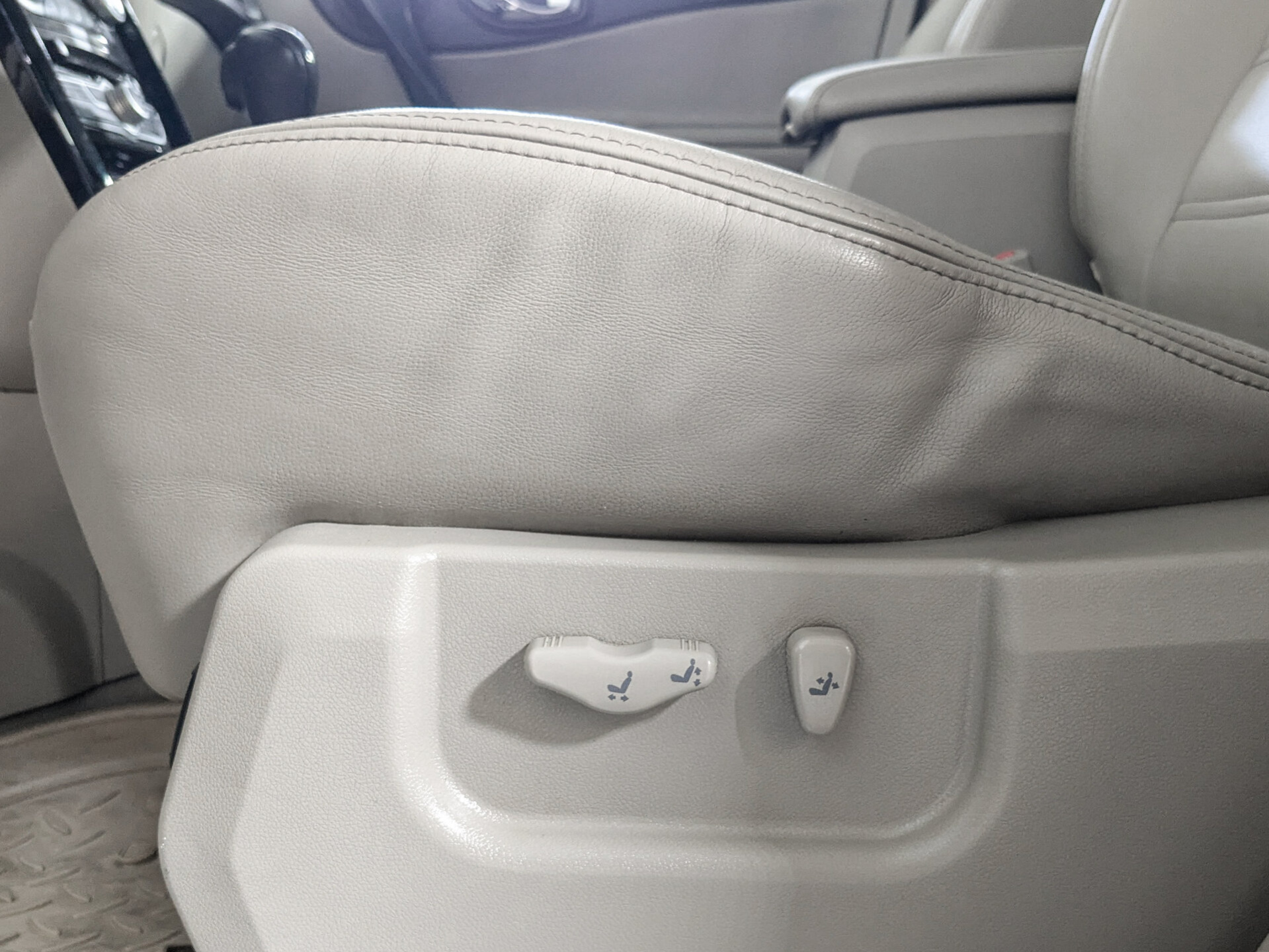 Renault Koleos 2012 Бежевый