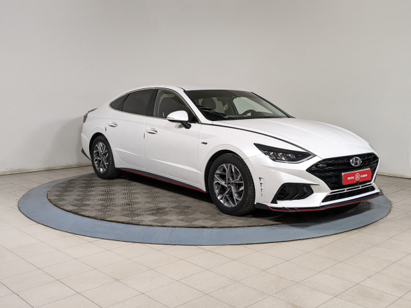 Hyundai Sonata 2019 Белый
