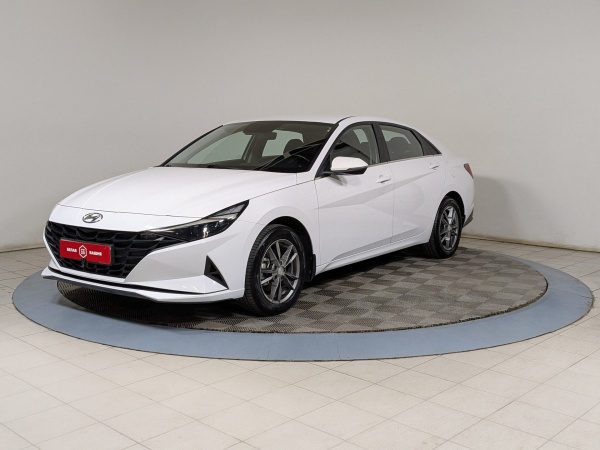 Hyundai Elantra 2021 Белый