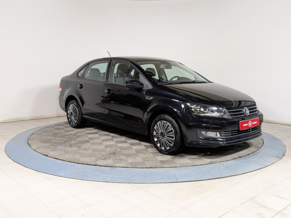 Volkswagen Polo 2016 Черный