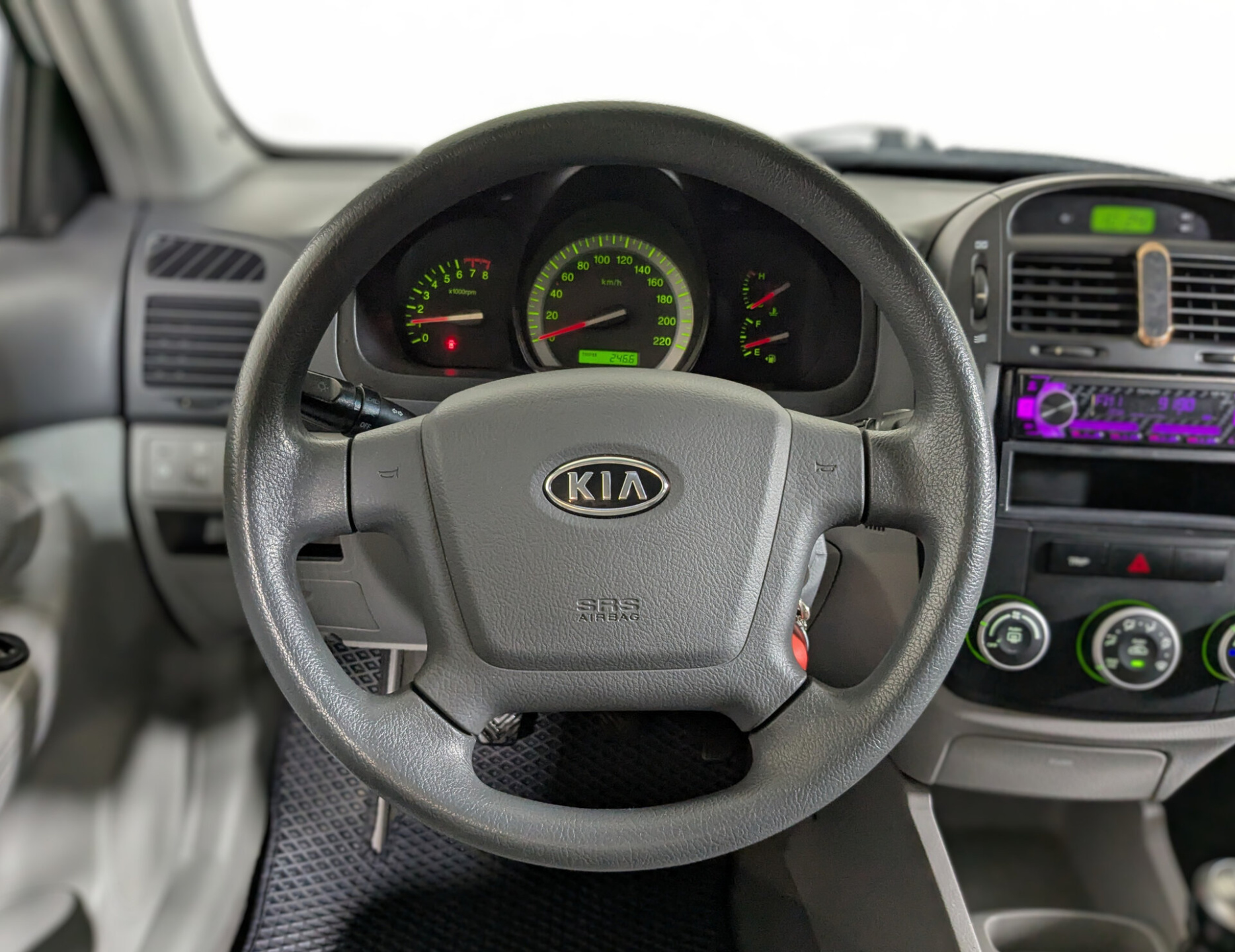 Kia Cerato 2006 Серебряный