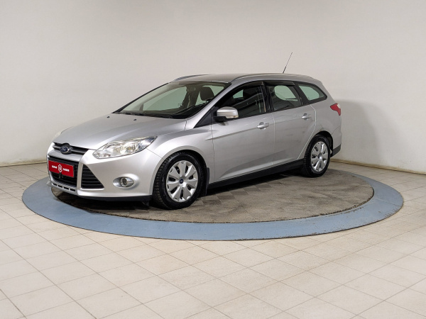 Ford Focus 2012 Серебряный