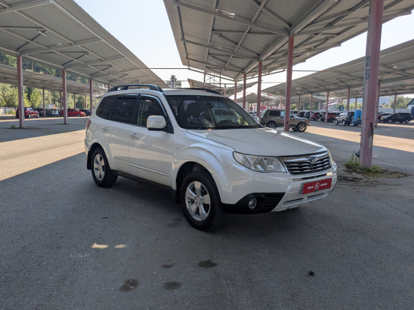 Subaru Forester 2008 Белый