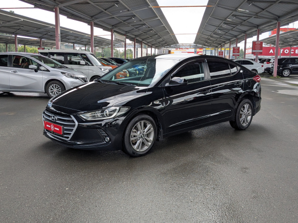 Hyundai Elantra 2018 Черный