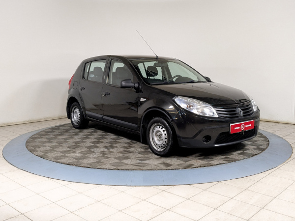 Renault Sandero 2010 Черный