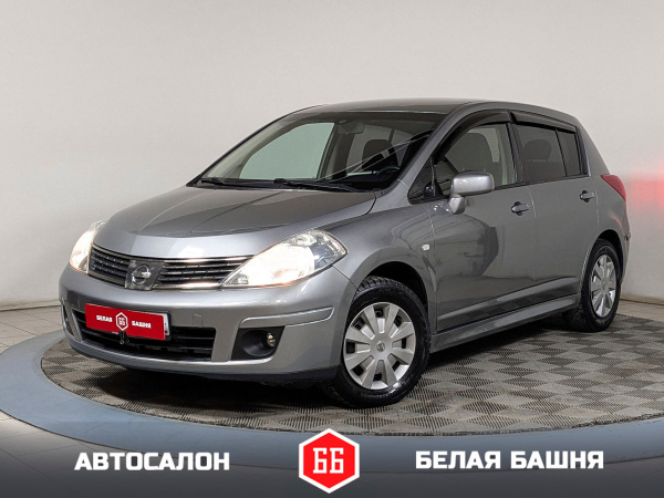 Nissan Tiida 2012 Серый