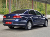 Volkswagen Passat 2012 Синий