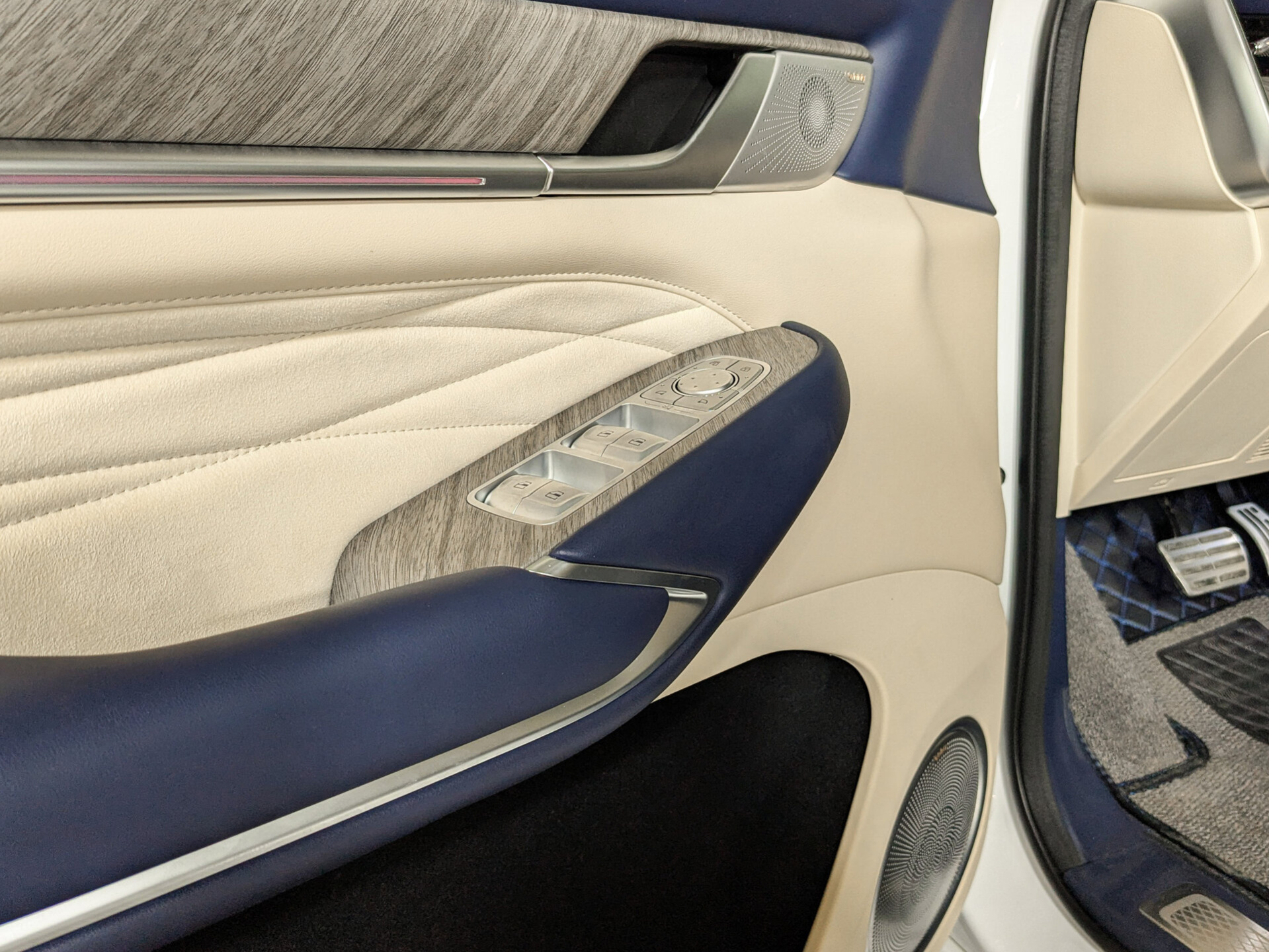 Tank 500 2023 Белый