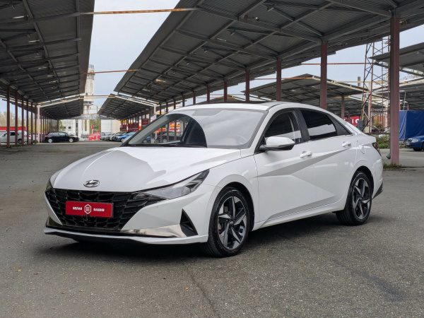 Hyundai Elantra 2020 Белый